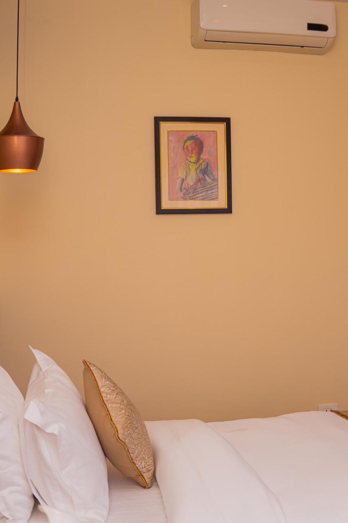 Temple Himalaya Hotel & Spa ポカラ エクステリア 写真